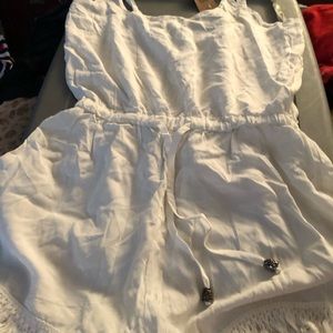 𝅺Rayasun size large white lightweight airy romper cinches at waist